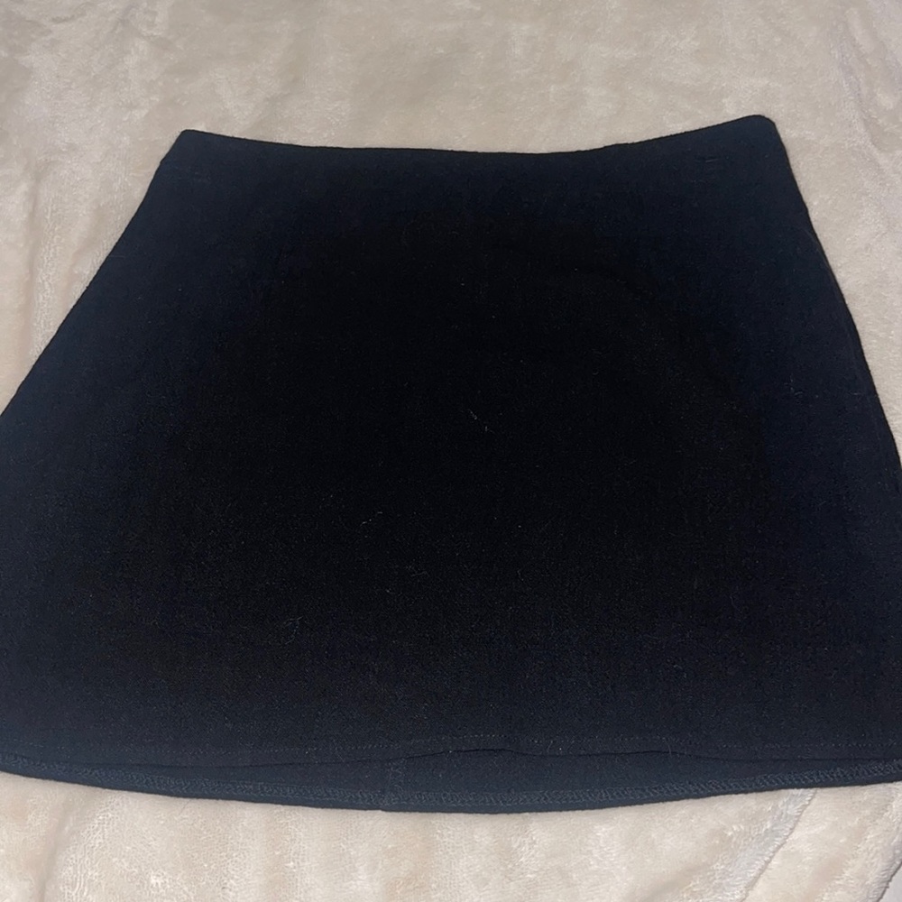 black skirt